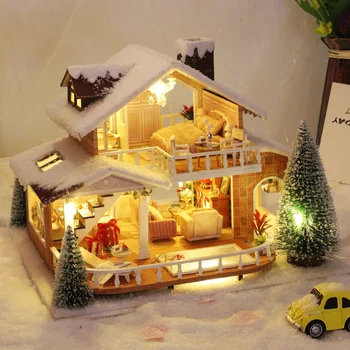 Yeni Dıy Ev Minyatür Dollhouse Kiti Noel Karnaval Yapı Modeli Odası Kutusu Ahşap Bebek Evi Mobilya Çocuk Oyuncakları Yetişkin Hediyeler