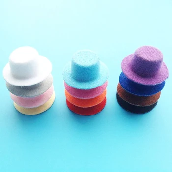 100 ADET/GRUP 1:12 Minyatür Aksesuarları Mini Bebek Şapka Aksesuarları Dollhouse İçin
