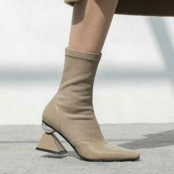 OLOMLB Bayanlar Çorap bileğe kadar bot Kadın Üçgen Ayakkabı Çekin Sivri Kış Top Topuk Garip Yüksek Çizmeler 2 Renkler Yeni 2022