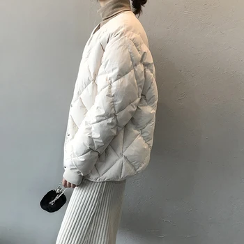 TWOTWINSTYLE Uzun Düz Renk kadın Kış Aşağı Ceketler V Boyun Uzun Kollu Yüksek Bel Gevşek Kadın Aşağı Palto Kış Yeni