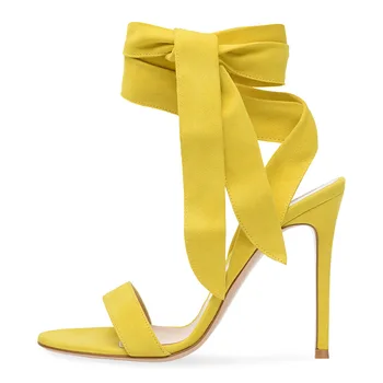 Sarı Strappy Yüksek Topuklu Kadınlar için Topuklu Sandalet Bayanlar için Burnu açık Stiletto Topuk Sandalet Yaz Ayak Bileği Sarılmış Sevimli Ayakkabı