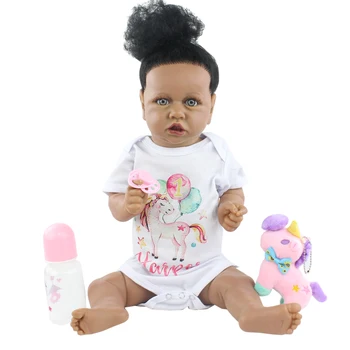 55 cm Tam Yumuşak Silikon Vücut Reborn Baby Doll Oyuncaklar Kız Alive Vinil Yenidoğan Sevimli Siyah Cilt Bebekler Için Noel Doğum Günü hediye