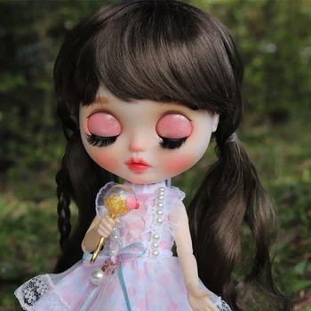 Blyth Doll NBL 1/6 BJD Özelleştirilmiş Buzlu Yüz, büyük gözler Moda kız makyaj Topu Eklemli Bebek İhale küçük sevimli kız 1