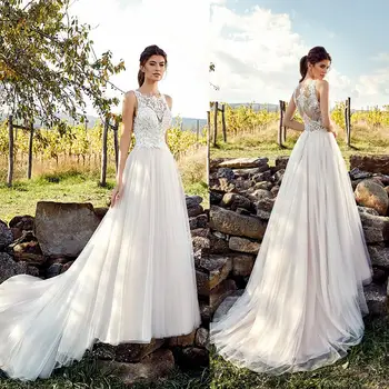 2019 Yeni Gelinlik Illusion Korse Jewel Kolsuz Dantel Aplikler Bahçe Gelinlikler Sweep Tren Bir Çizgi düğün elbisesi